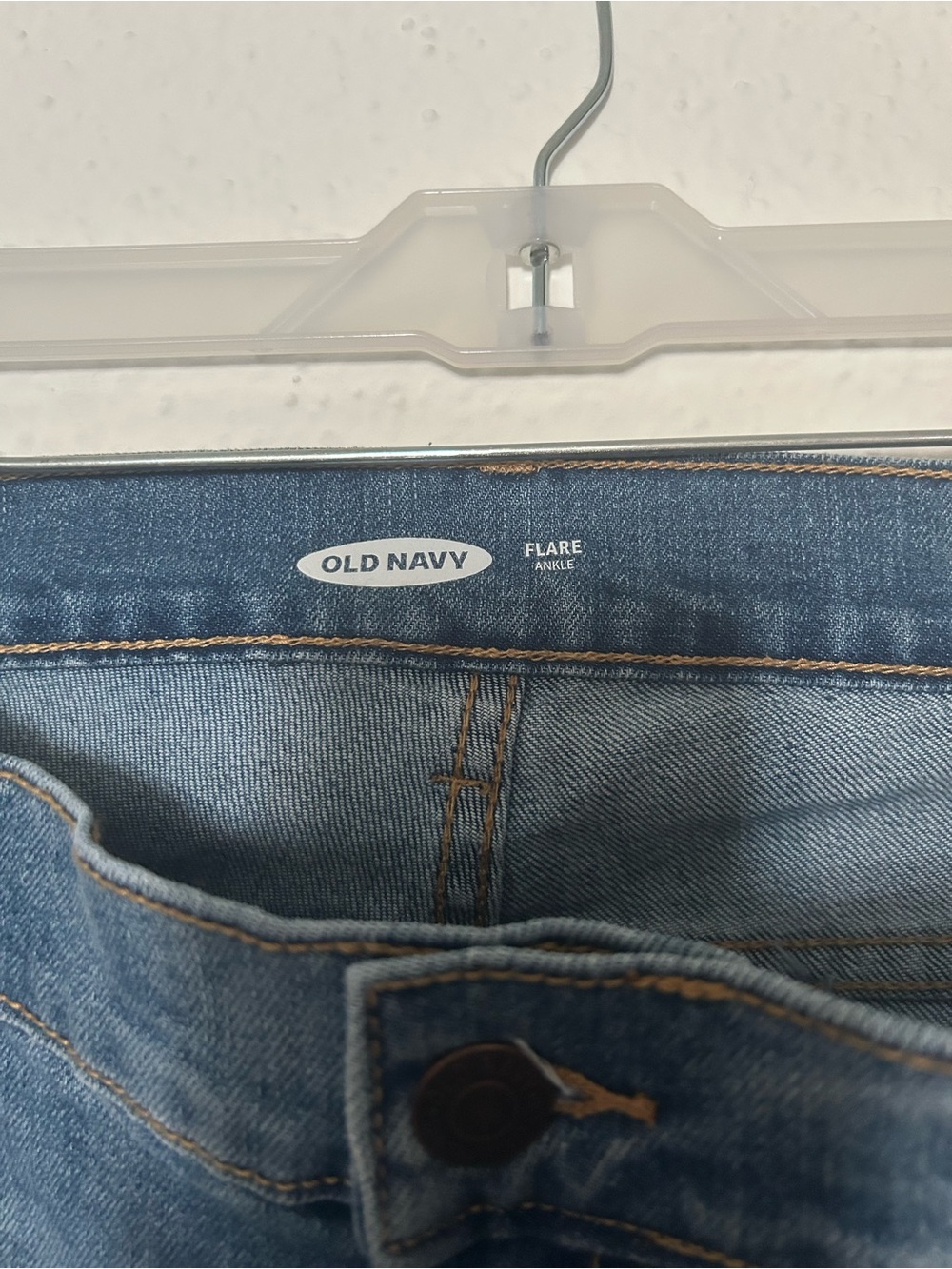 Classic Women's Mid Wash Straight Jeans - Picture 4 of 5